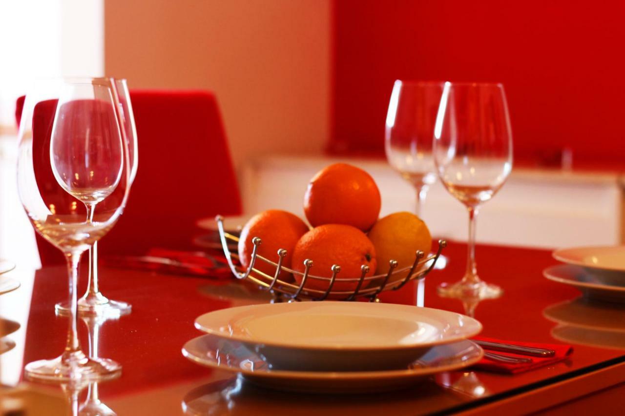 Sunny Corner In City Center With Free Parking Apartment Pula Bagian luar foto